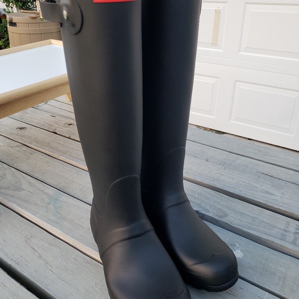 NIB Original Hunter Tall Boots. Perfect Co…